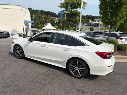 Certified 2024 Honda Civic Touring image 7