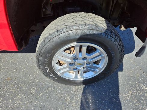 Used 2012 Chevrolet Colorado LT AWD/4WD image 13