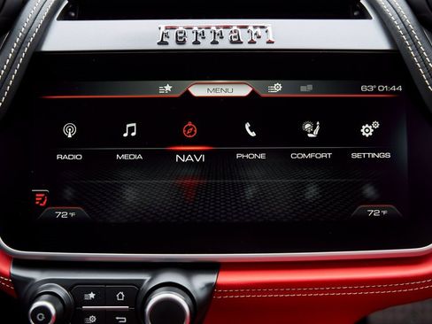 Used 2020 Ferrari GTC4Lusso T image 70