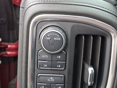 Used 2020 Chevrolet Silverado 1500 LT w/ All-Star Edition image 24