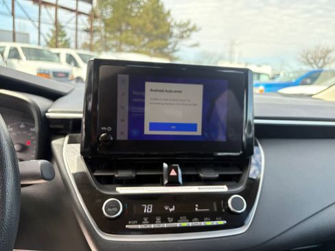 Used 2024 Toyota Corolla LE image 16