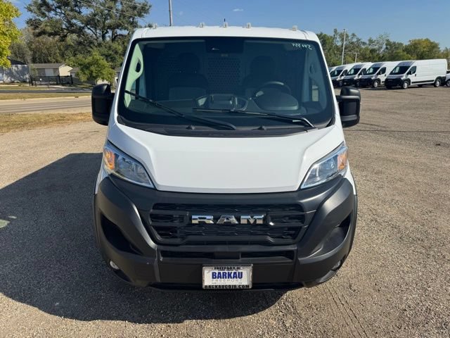 Used 2025 RAM ProMaster 2500 w/ Convenience Group FWD image 8