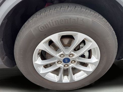 Used 2022 Ford Escape SE w/ Convenience Package image 9