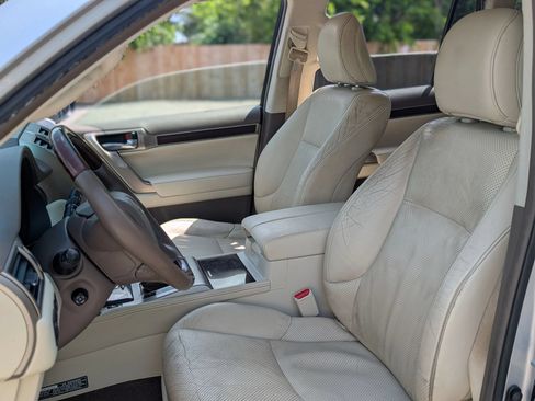 Used 2015 Lexus GX 460 Luxury AWD/4WD image 11