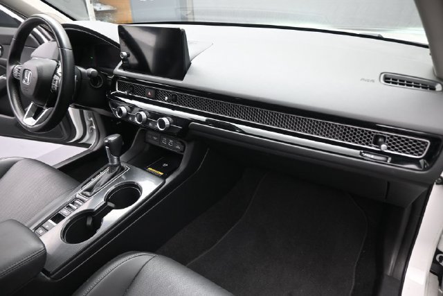 Used 2022 Honda Civic Touring image 26