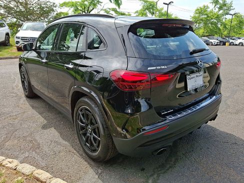 Used 2026 Mercedes-Benz GLA 35 AMG 4MATIC image 4