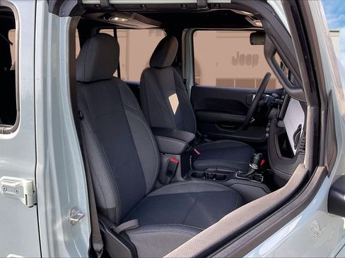 Certified 2024 Jeep Wrangler Sahara image 7