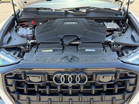Certified 2025 Audi Q8 Premium Plus AWD/4WD image 42