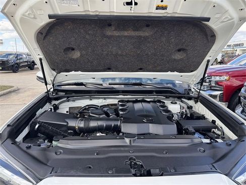 Used 2023 Toyota 4Runner Limited image 26