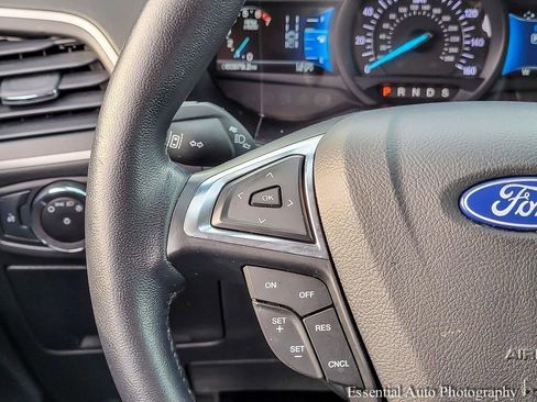 Used 2023 Ford Edge SEL image 14