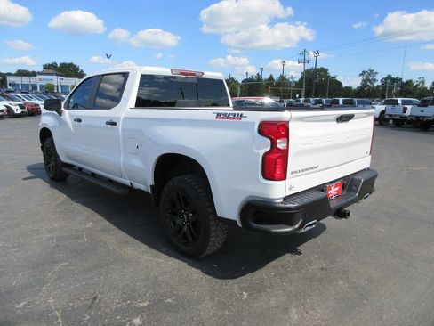 Certified 2024 Chevrolet Silverado 1500 LT Trail Boss w/ Convenience Package II AWD/4WD image 7