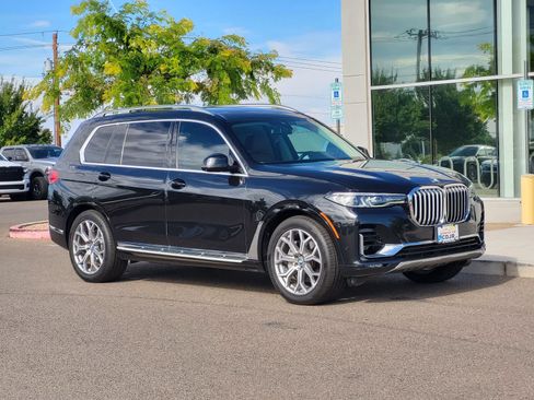 Used 2019 BMW X7 xDrive40i w/ Premium Package AWD/4WD image 3