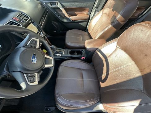 Used 2017 Subaru Forester 2.5i Touring image 5