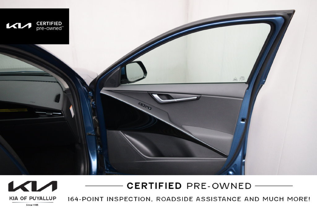 Certified 2023 Kia Niro Wind w/ Wind Preserve Package FWD image 17