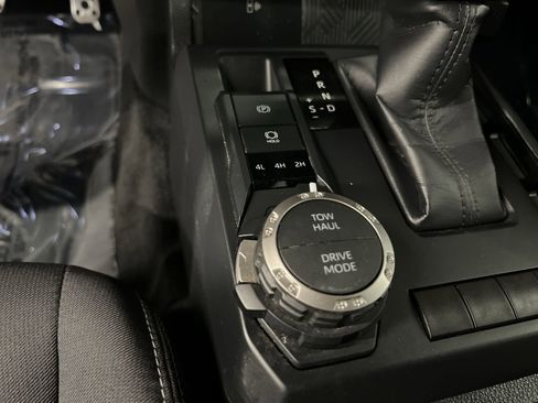 Used 2024 Toyota Tacoma TRD Sport w/ TRD Sport Upgrade Package image 25