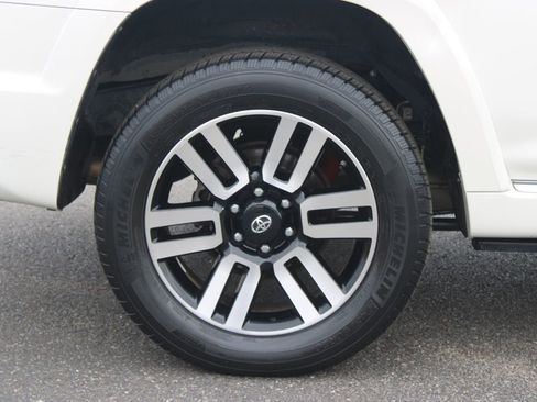 Used 2018 Toyota 4Runner Limited image 13