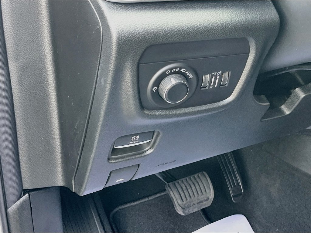 New 2026 Jeep Grand Cherokee Laredo X RWD image 10