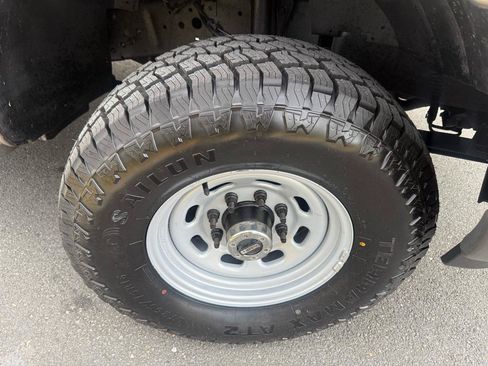 Used 2004 Ford F350 King Ranch AWD/4WD image 38