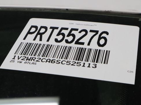 Used 2025 Volkswagen Atlas SE FWD image 34