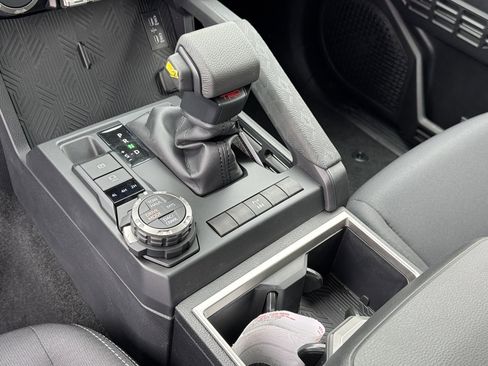 New 2025 Toyota Tacoma TRD Off-Road image 18