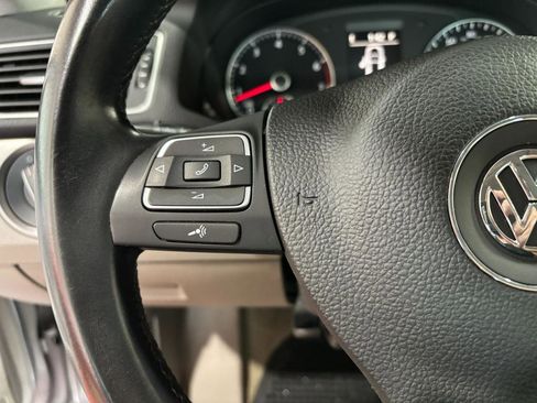 Used 2014 Volkswagen Passat 2.5 SE image 23