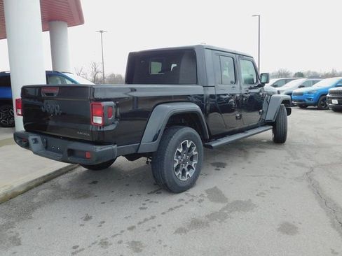 New 2026 Jeep Gladiator Sport AWD/4WD image 28