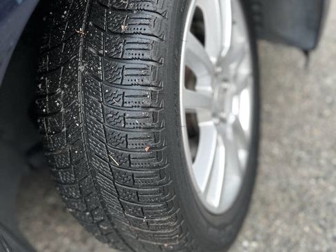 Used 2016 Chevrolet Sonic LT w/ Fun and Sun Package image 30