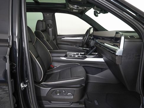 Used 2026 Cadillac Escalade Sport w/ Touring Package image 10