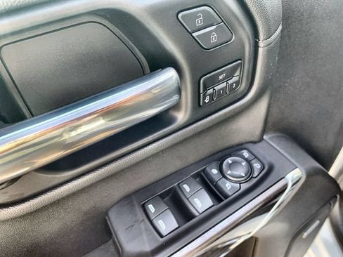 Certified 2021 Chevrolet Silverado 1500 LTZ AWD/4WD image 23