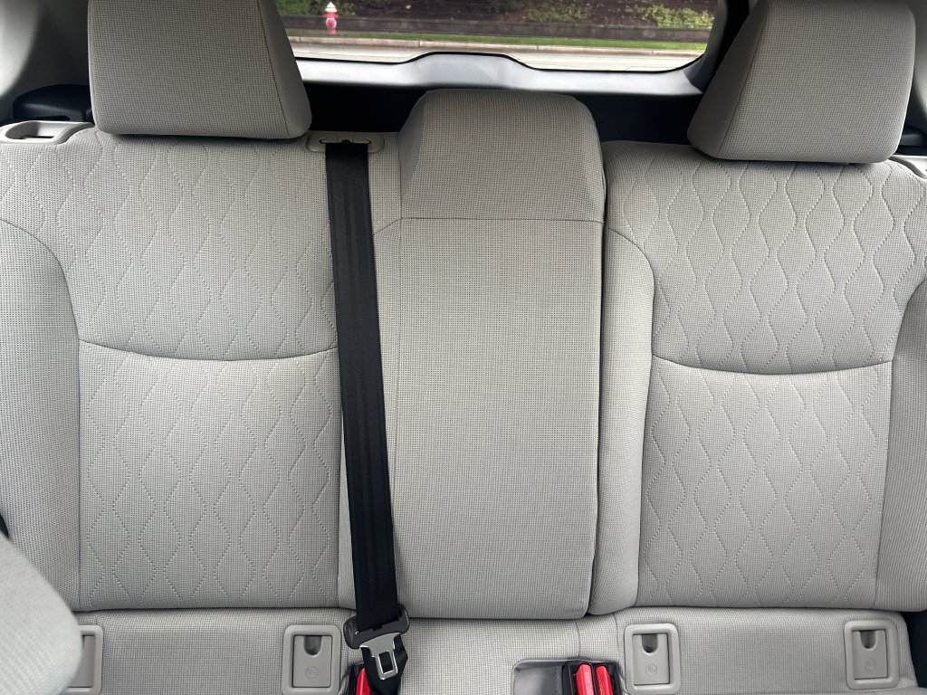Used 2024 Toyota Corolla Cross L AWD/4WD image 30