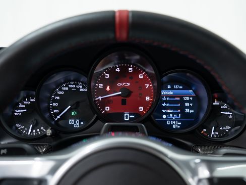 Certified 2016 Porsche 911 Carrera GTS RWD image 28