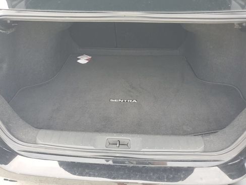 Used 2024 Nissan Sentra SV FWD image 9