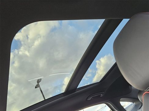 Used 2023 Hyundai Sonata SEL Plus image 17