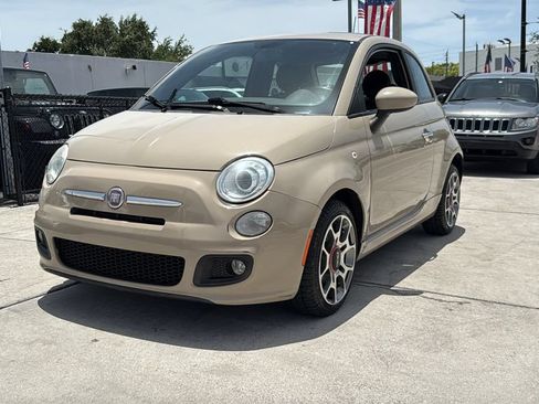 Used 2012 FIAT 500 Sport w/ Safety & Sound Pkg FWD image 10