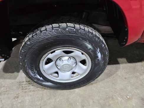 Used 2020 Toyota Tacoma SR AWD/4WD image 24