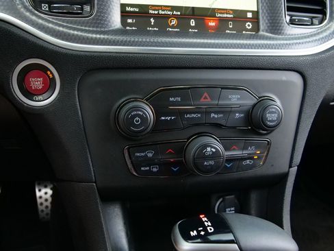 Used 2018 Dodge Charger SRT Hellcat RWD image 23