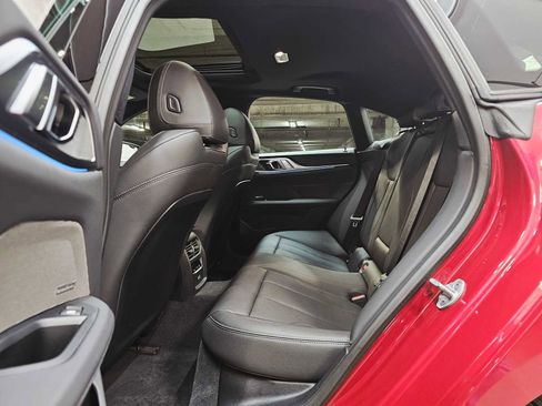 New 2025 BMW i4 xDrive40i image 25