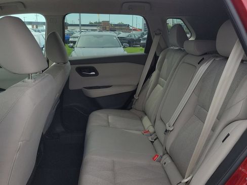 Used 2025 Nissan Rogue SV FWD image 24