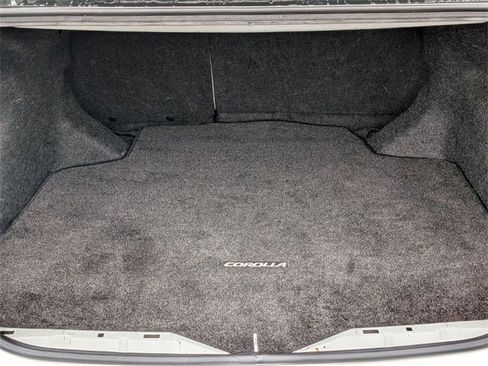 Used 2015 Toyota Corolla LE image 26