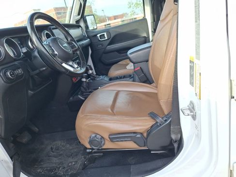 Used 2020 Jeep Gladiator Rubicon image 22