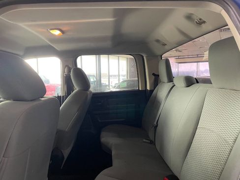 Used 2015 RAM 1500 Express image 22