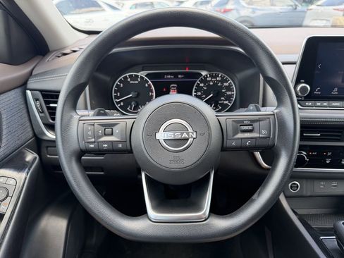 Used 2023 Nissan Rogue S AWD/4WD image 15