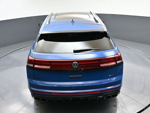 Used 2025 Volkswagen Atlas Cross Sport SEL R-Line image 39