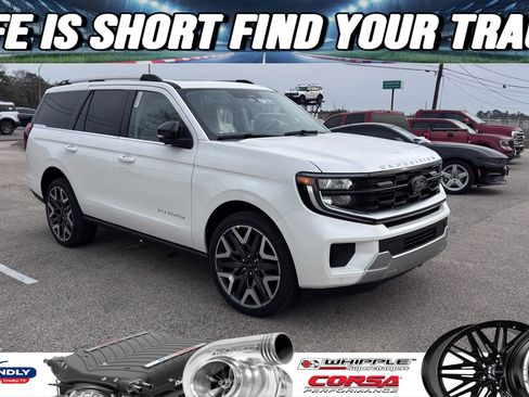 New 2026 Ford Expedition Platinum image 1