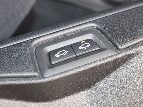 Used 2020 BMW X7 xDrive40i w/ Premium Package image 59