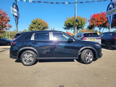 New 2026 Honda HR-V LX image 4