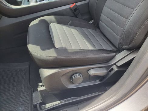 Certified 2024 Ford Edge SE w/ Black Appearance Package AWD/4WD image 14