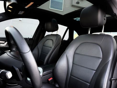 Used 2018 Mercedes-Benz GLC 300 image 26