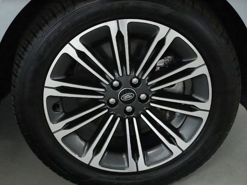 Certified 2025 Land Rover Range Rover Evoque S AWD/4WD image 10
