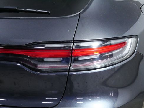 Used 2019 Porsche Macan image 17